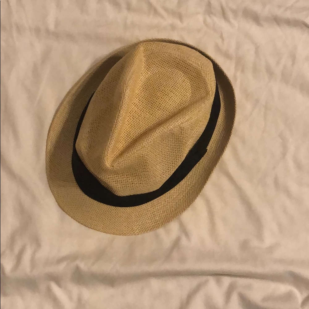 Fedora with black trim